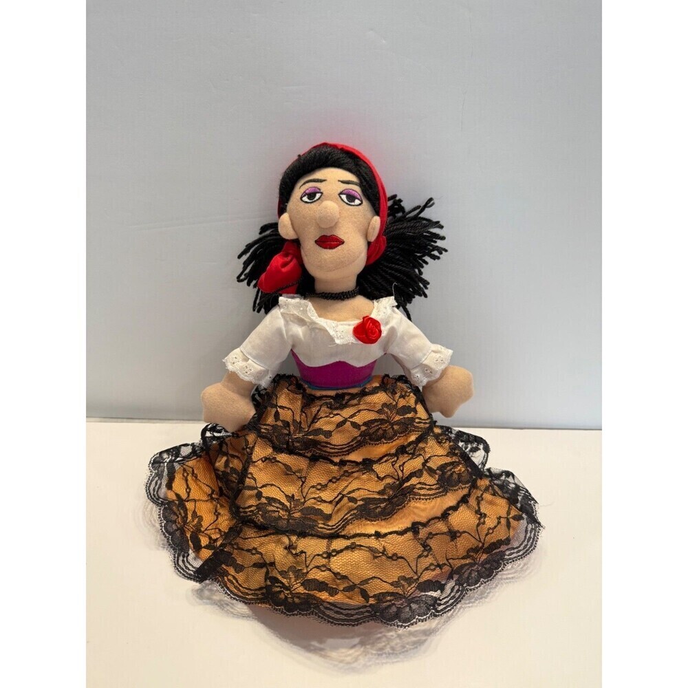 Little Thinkers Unemployed Philosophers Guild Carmen Plush Musical Doll Retired